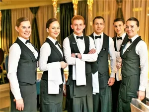 Read more about the article Technology-Integrated Uniforms: A New Era of Functionality and Efficiency in the Hospitality Industry